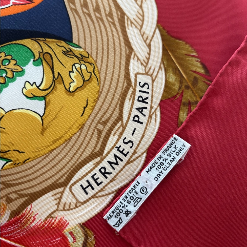 Hermes Scarf (eggs Latham)
Authentic and rare